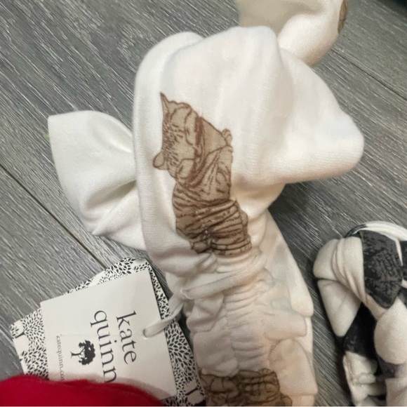 Kate Quinn lot - Picture 4 of 5